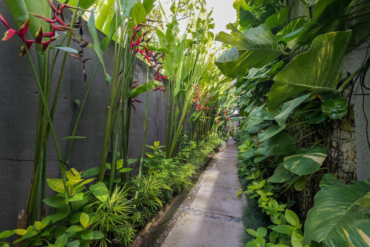 La Mira Villa Seminyak By Ini Vie Hospitality Kerobokan Exterior foto